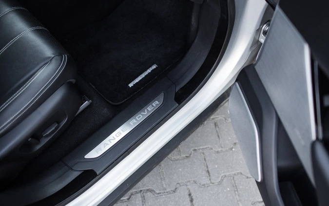 Land Rover Range Rover Velar cena 157900 przebieg: 100000, rok produkcji 2017 z Sędziszów Małopolski małe 667